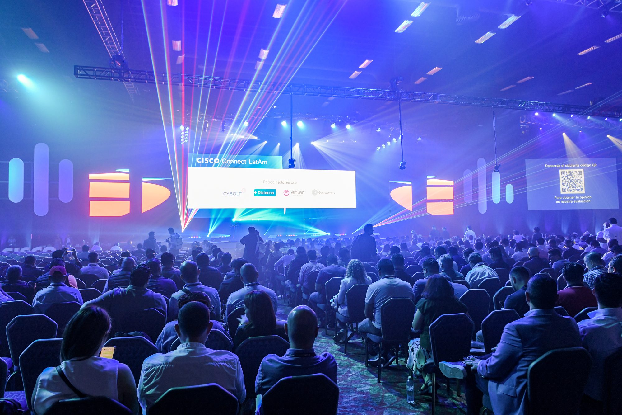 Cisco Connect LatAm main stage laser opening Cancún